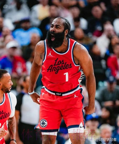 哈登谈球队年轻球员:做好准备是他们的职责,他们也做到了 哈登谈球队年轻球员:做好准备是他们的职责,他们也做到了